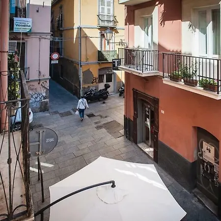 Cavour 68 * كالياري